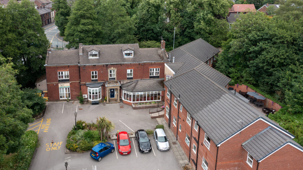 Dryclough Manor